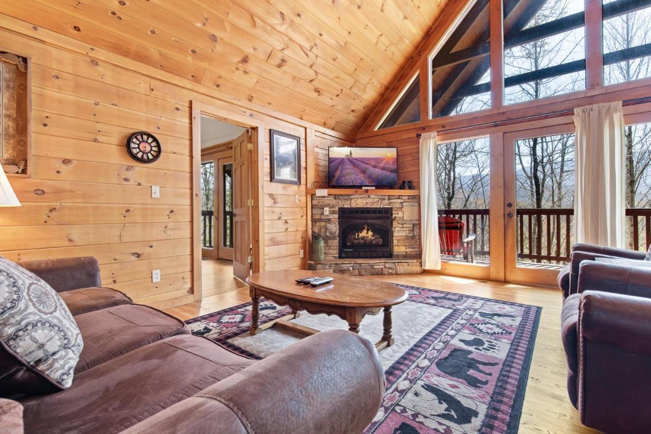 Above The Clouds, 4 Bedrooms, Pool Access, Private, Gaming, Sleeps 16 Gatlinburg Exterior photo